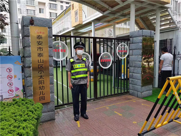 物業(yè)保安，是業(yè)主的一道防線(xiàn)